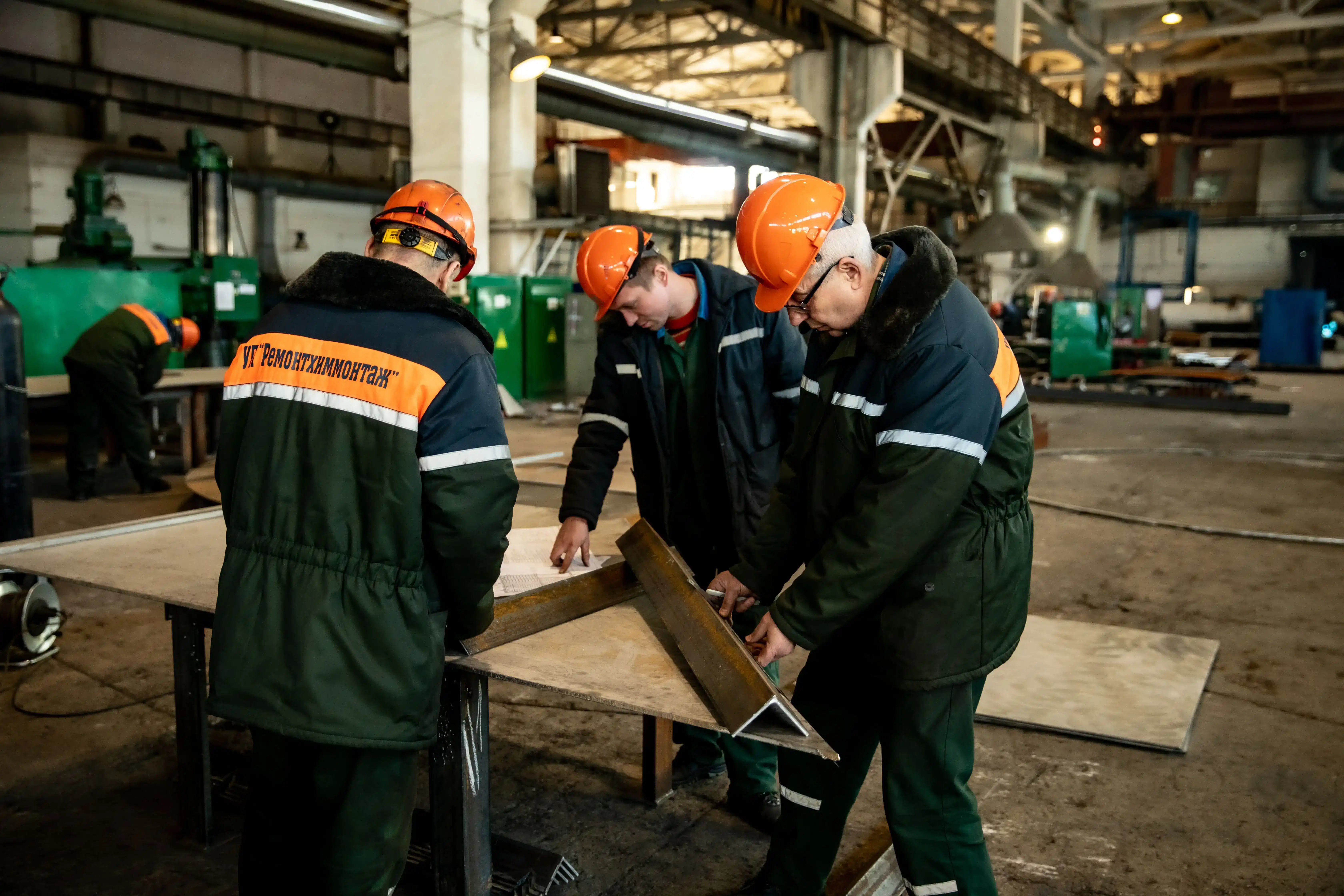 Рабочие места в цехе